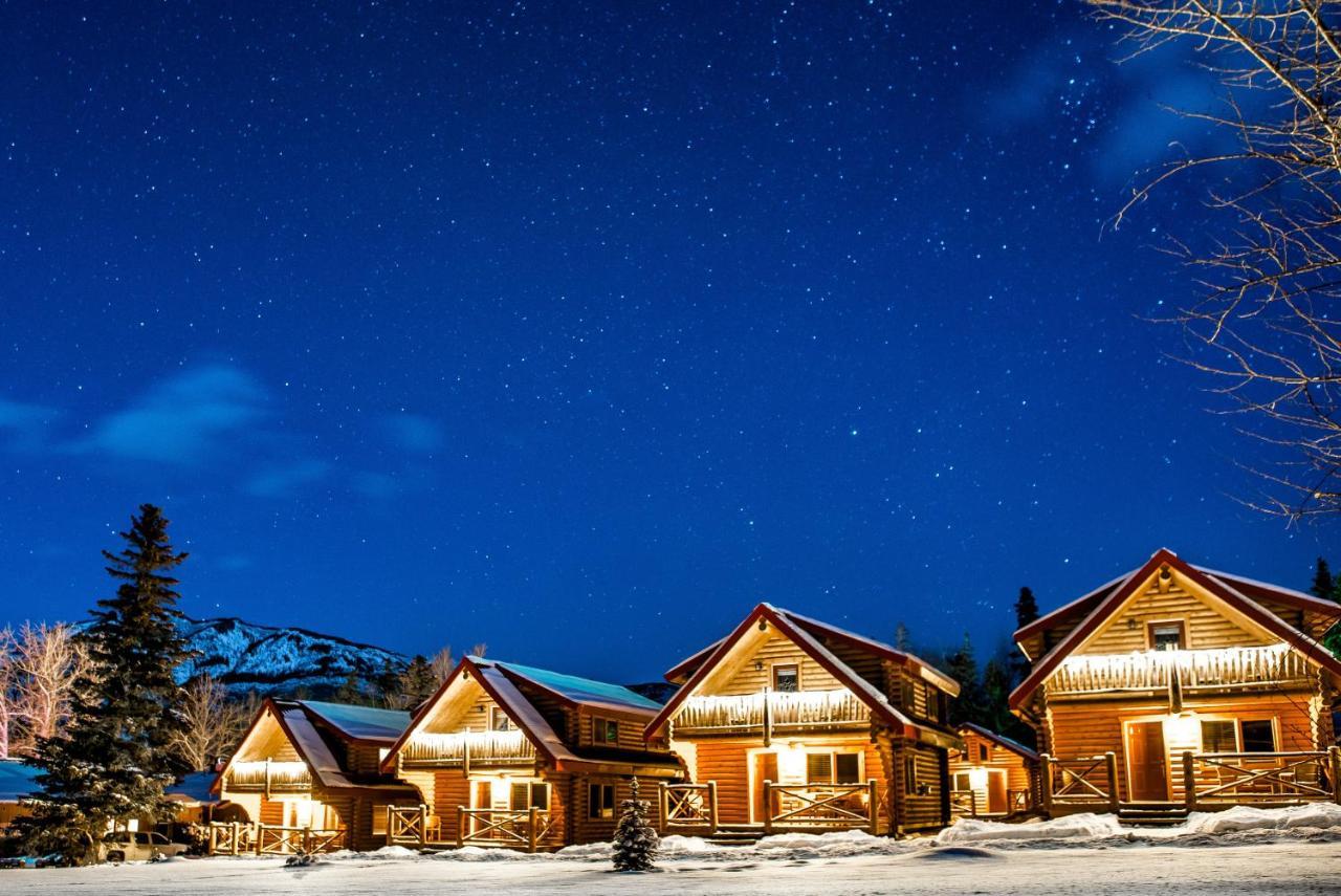 Lodge Miette Mountain