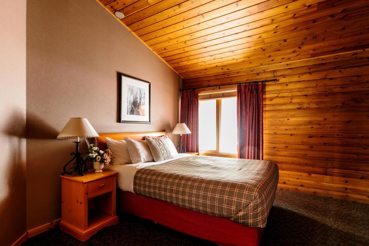 Lodge Miette Mountain Jasper