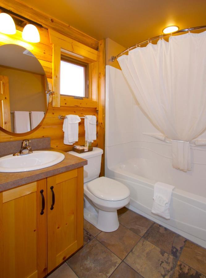 Miette Mountain Lodge *